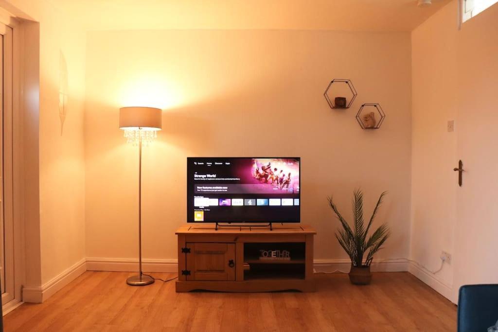 Lovely Staycation With Family Free Parking & Wifi Leeds (West Yorkshire) Exterior foto