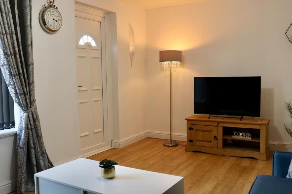 Lovely Staycation With Family Free Parking & Wifi Leeds (West Yorkshire) Exterior foto